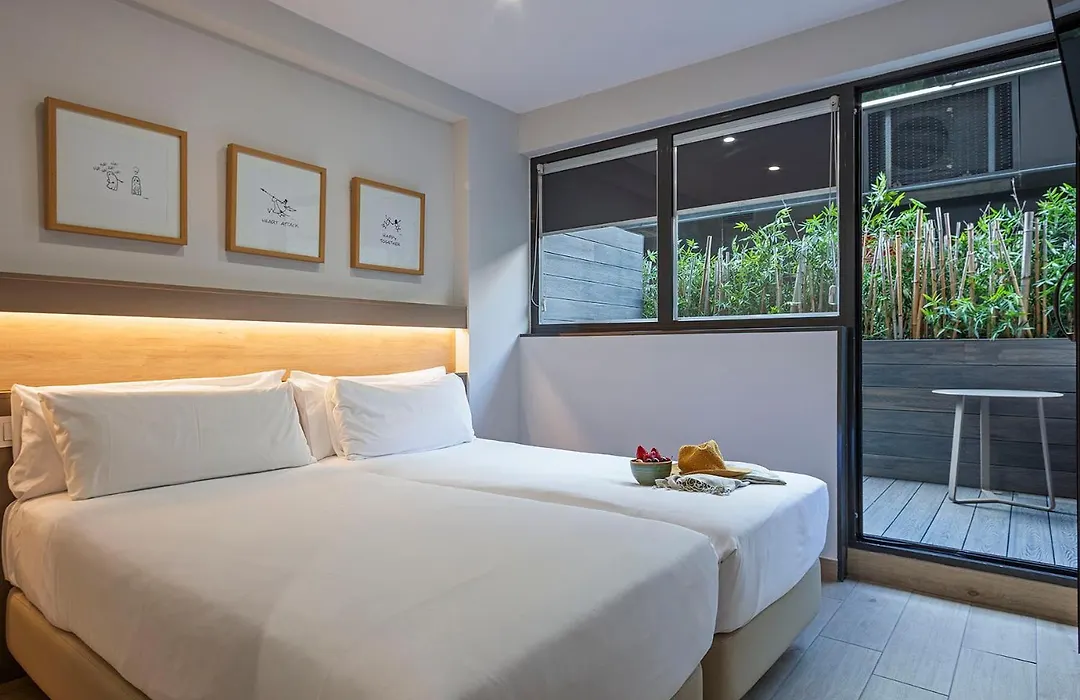 Aparthotel Bcn Montjuic-1